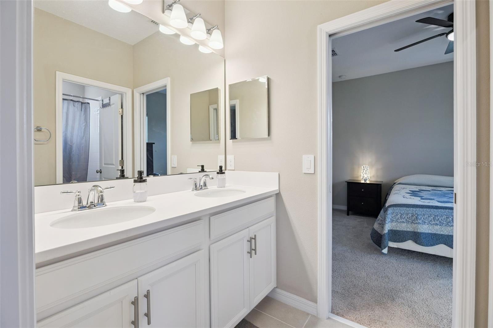 Image 37 of 46 For 3040 High Pointe Street