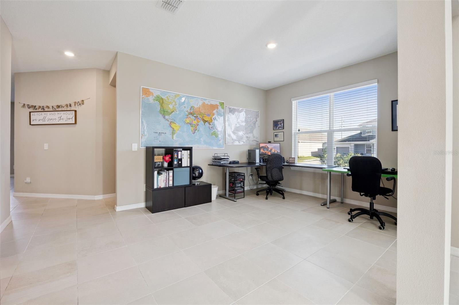 Image 7 of 46 For 3040 High Pointe Street