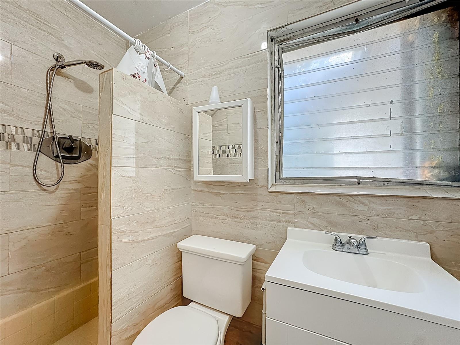 Image 22 of 63 For 4200 Anderson Road