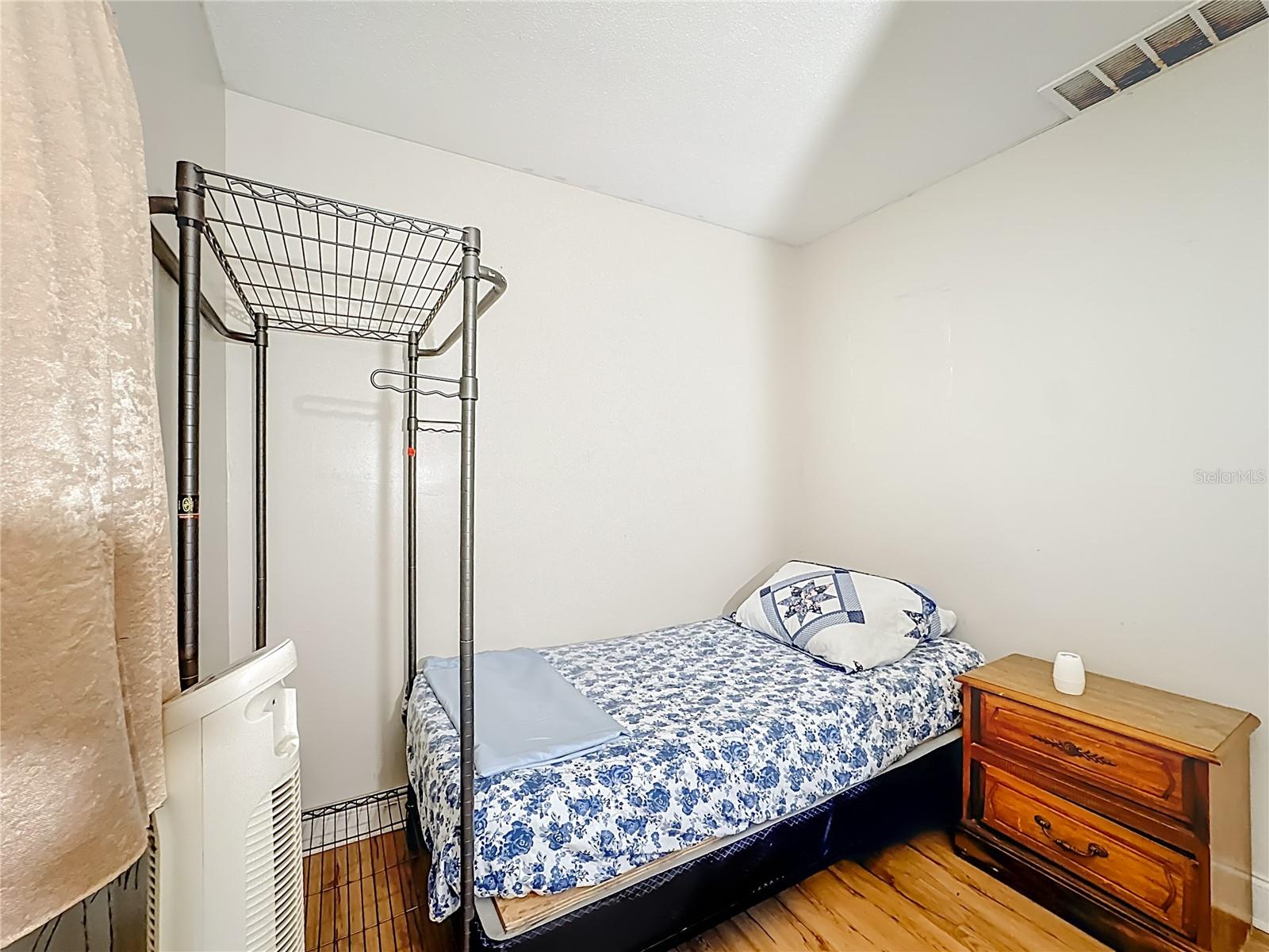 Image 32 of 63 For 4200 Anderson Road