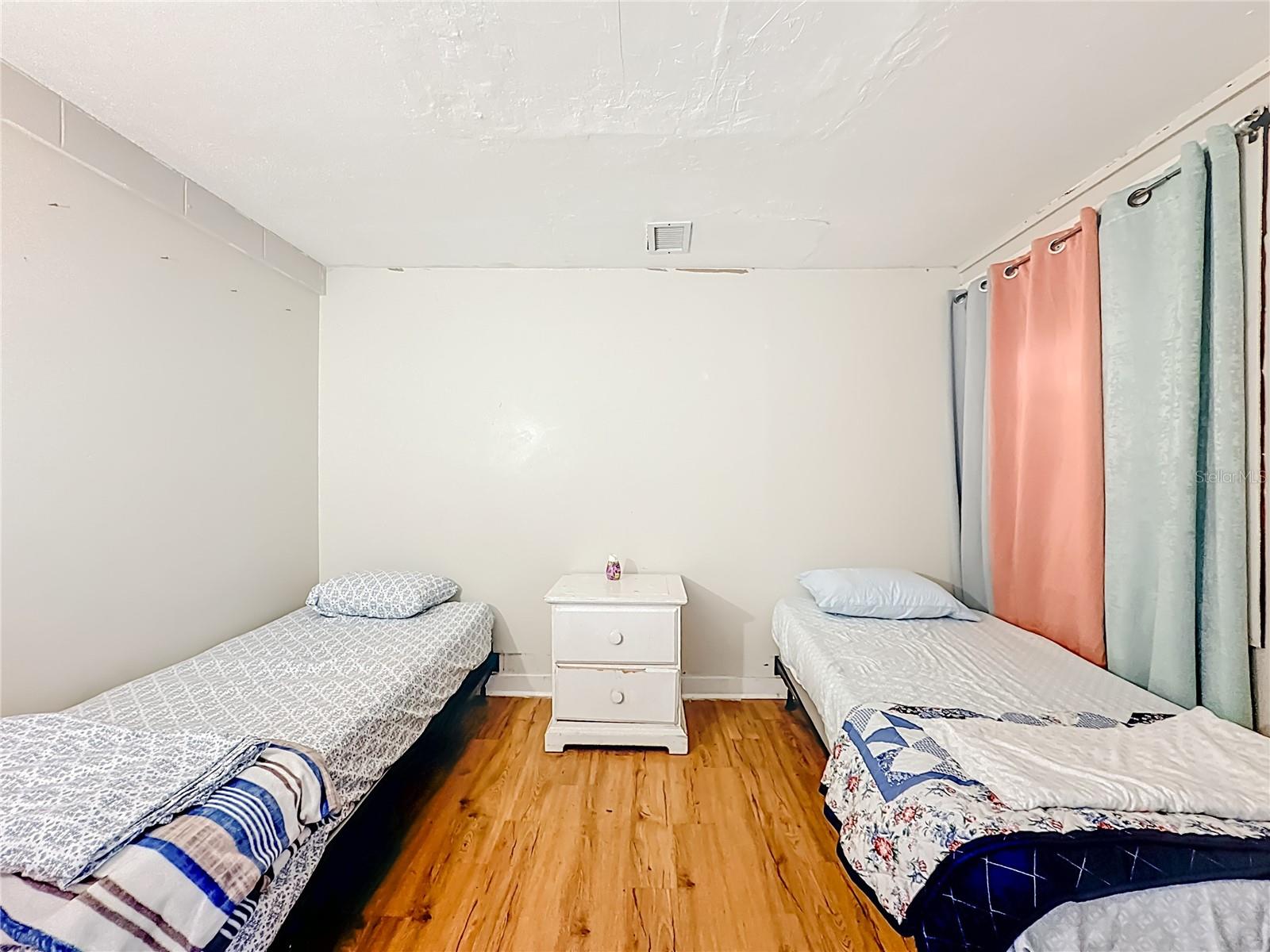 Image 37 of 63 For 4200 Anderson Road