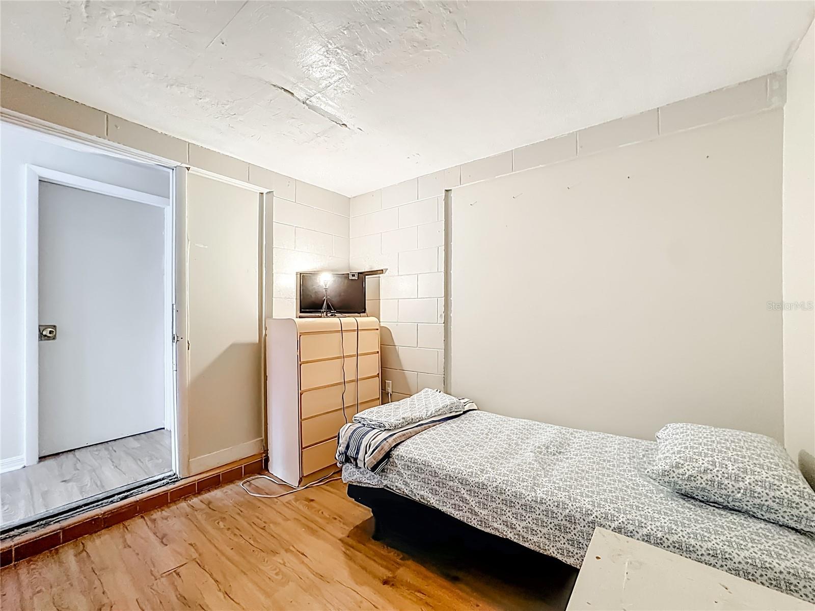 Image 39 of 63 For 4200 Anderson Road