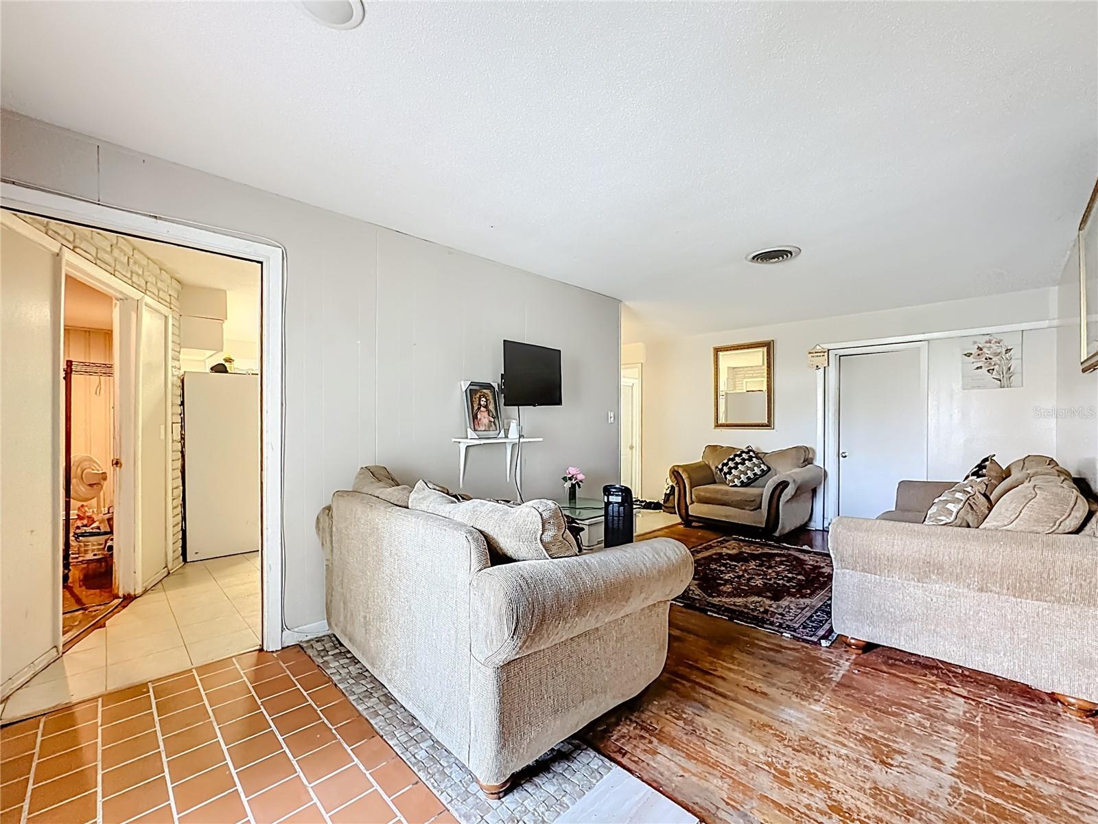 Image 4 of 63 For 4200 Anderson Road