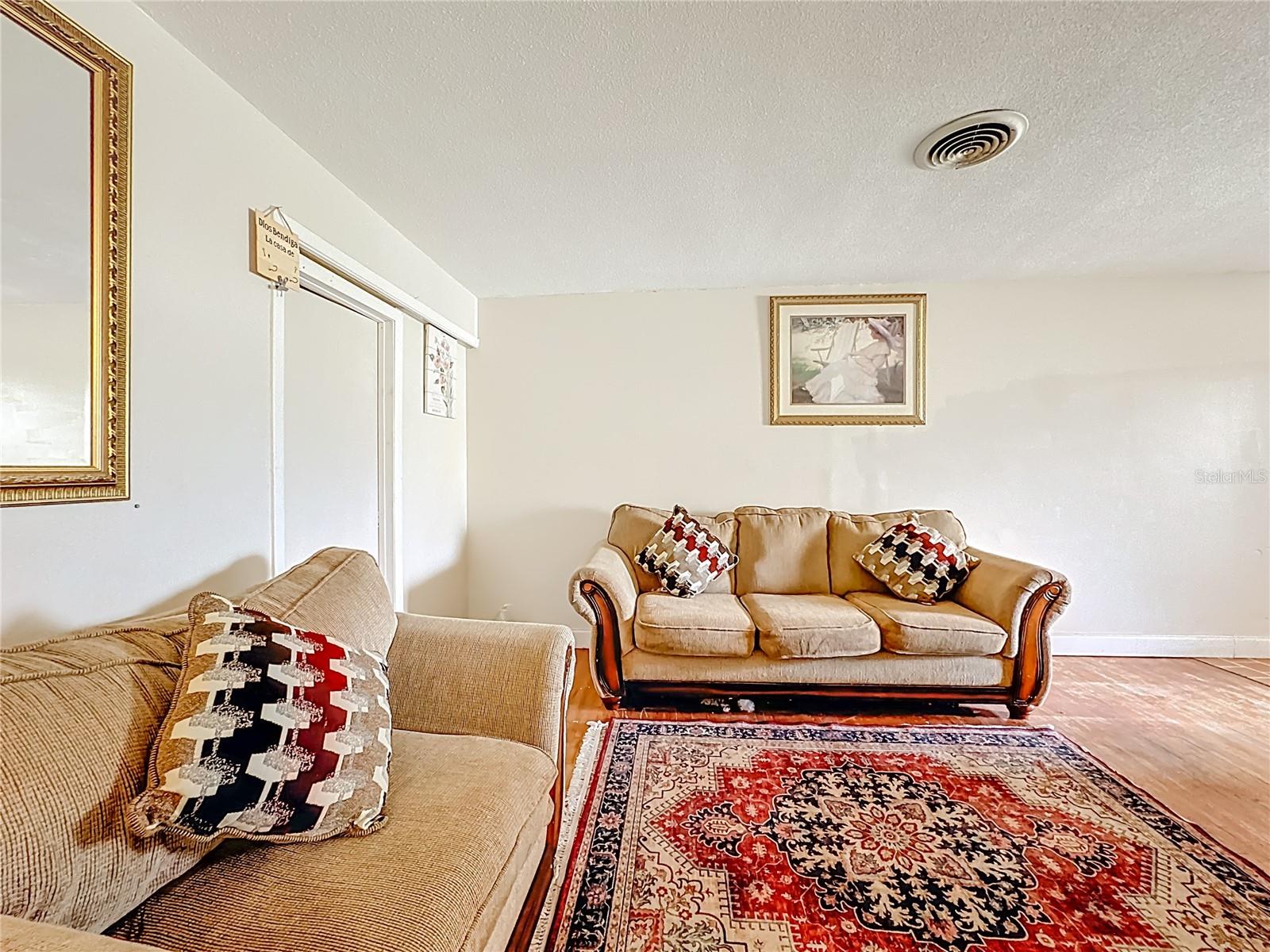 Image 9 of 63 For 4200 Anderson Road