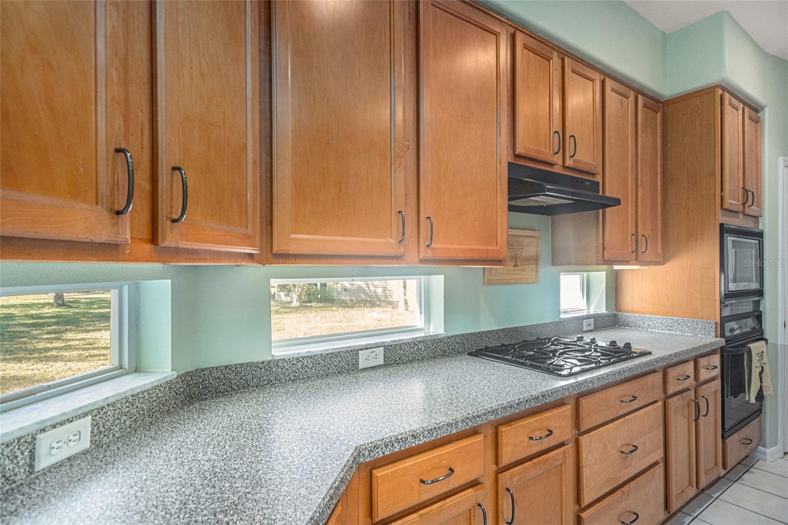 Image 10 of 30 For 2852 Cape Horn Court