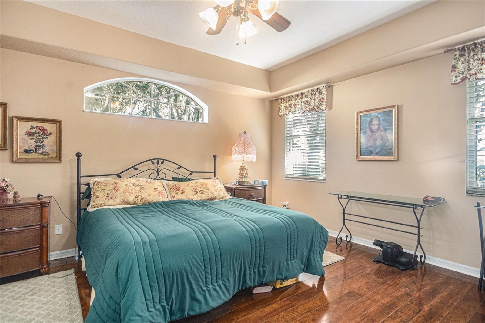 Image 21 of 30 For 2852 Cape Horn Court