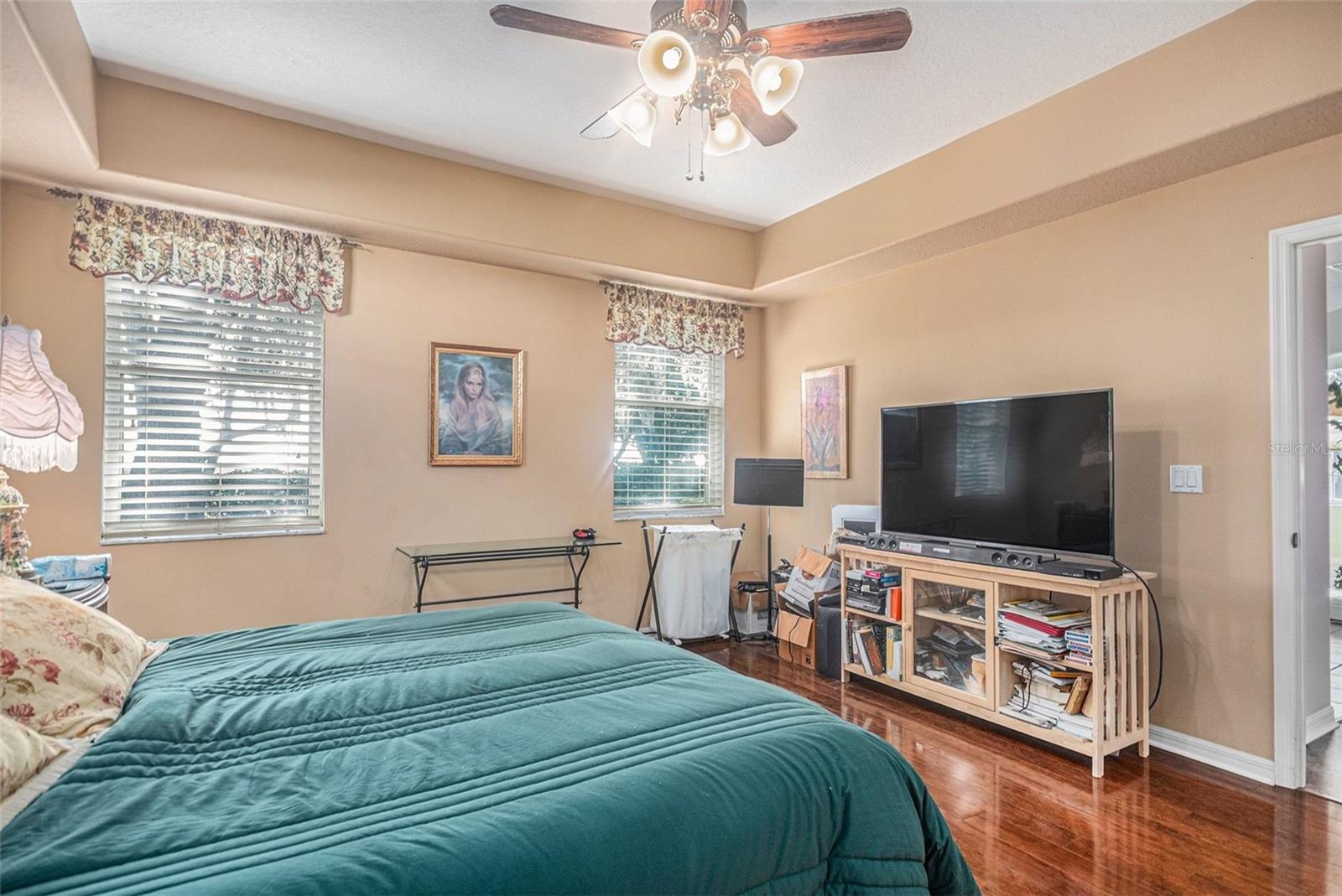 Image 22 of 30 For 2852 Cape Horn Court