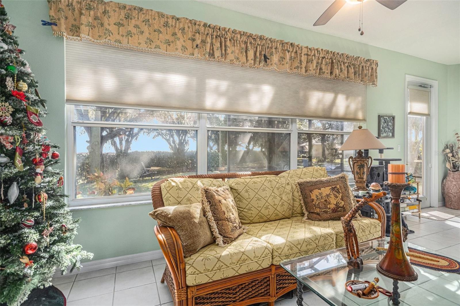 Image 26 of 30 For 2852 Cape Horn Court