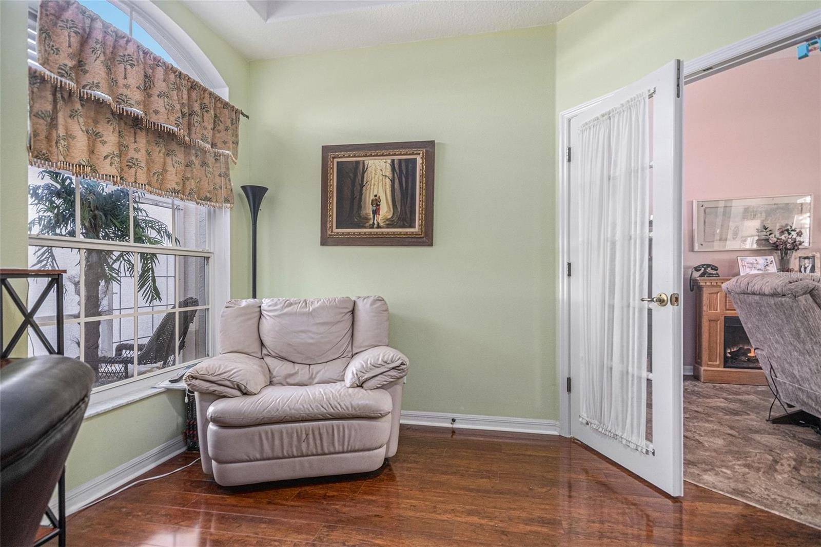 Image 8 of 30 For 2852 Cape Horn Court