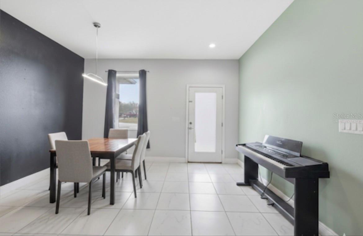 Image 9 of 16 For 1389 Worthington Drive