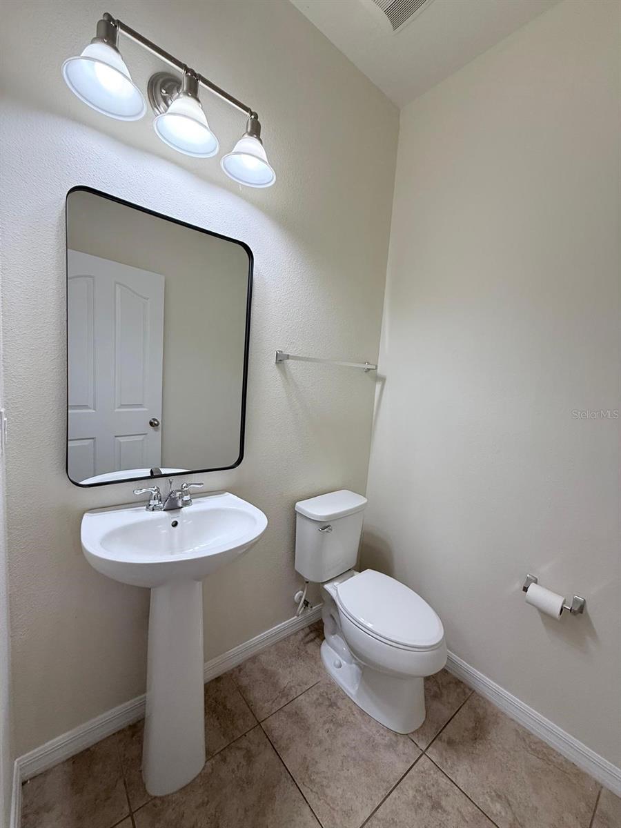 Image 19 of 48 For 6876 Merrick Landing Boulevard