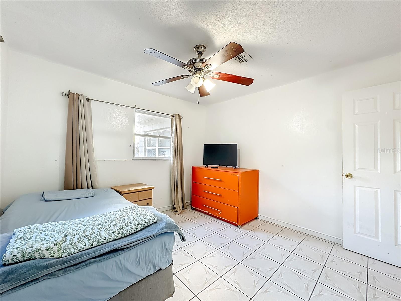 Image 18 of 44 For 4314 Derbyshire Lane