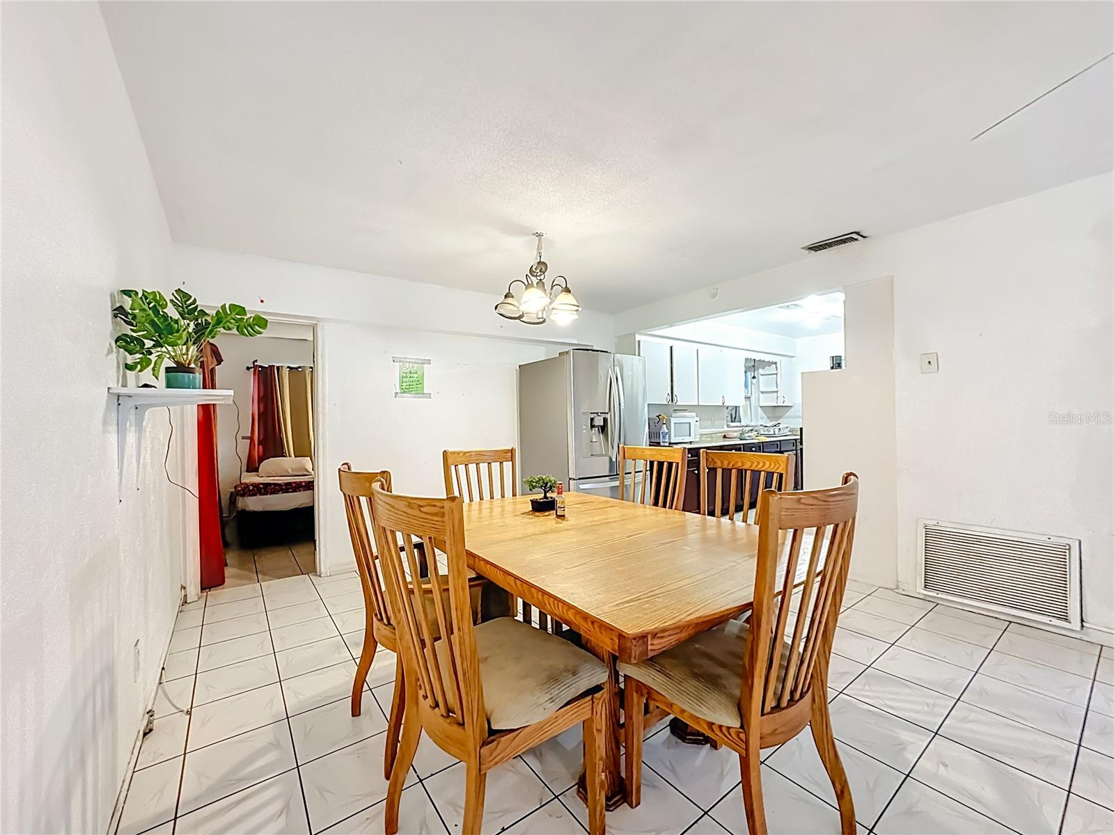 Image 8 of 44 For 4314 Derbyshire Lane