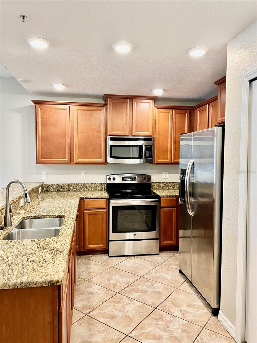 Image 11 of 49 For 8923 Azalea Sands Lane