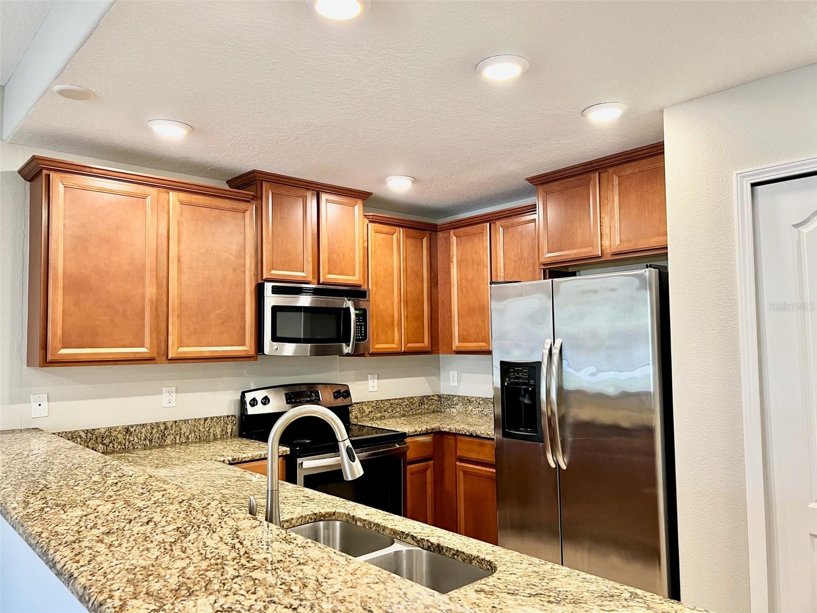 Image 12 of 49 For 8923 Azalea Sands Lane