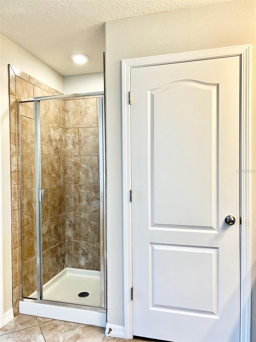 Image 24 of 49 For 8923 Azalea Sands Lane