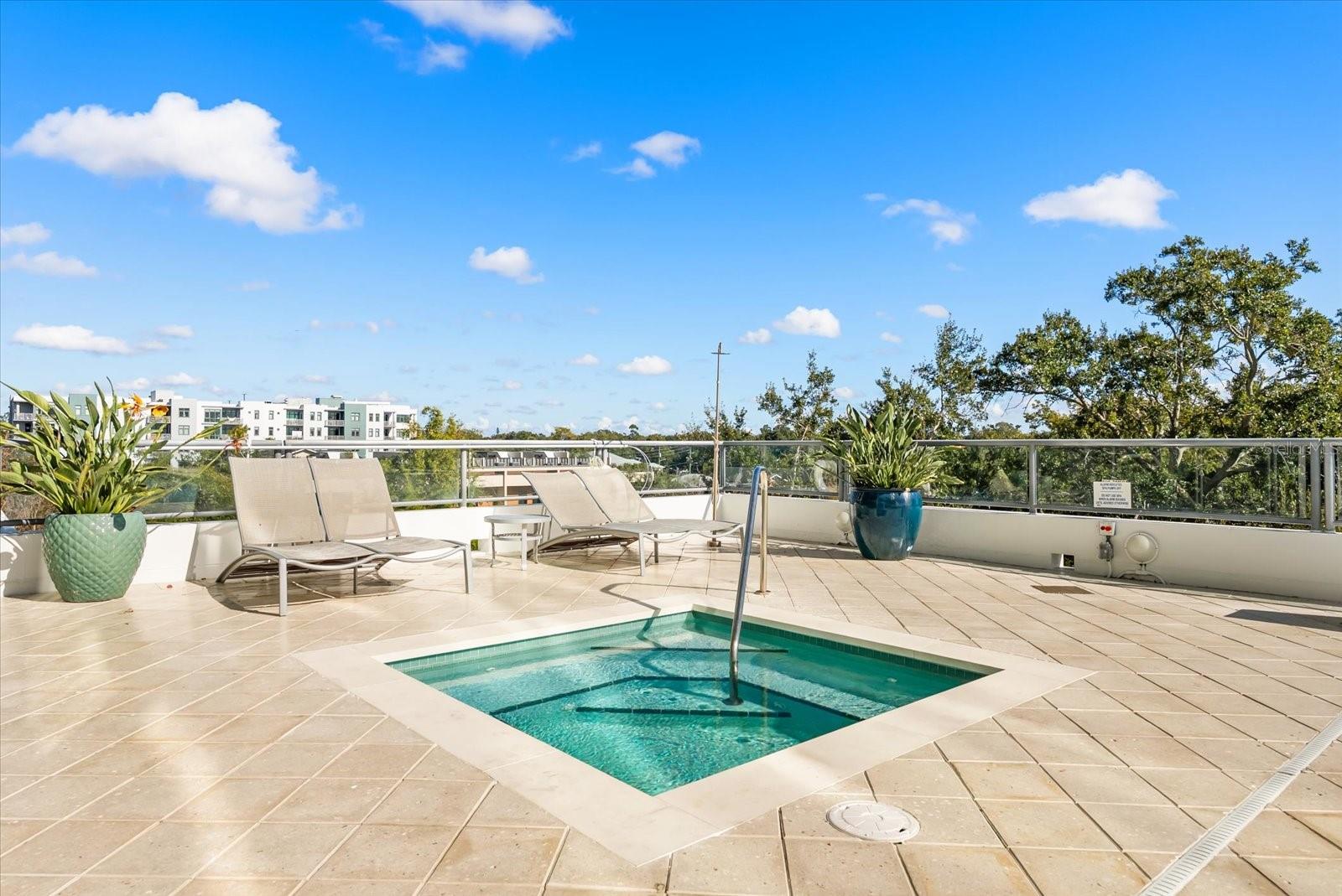 Image 31 of 40 For 101 Eola Drive 1010