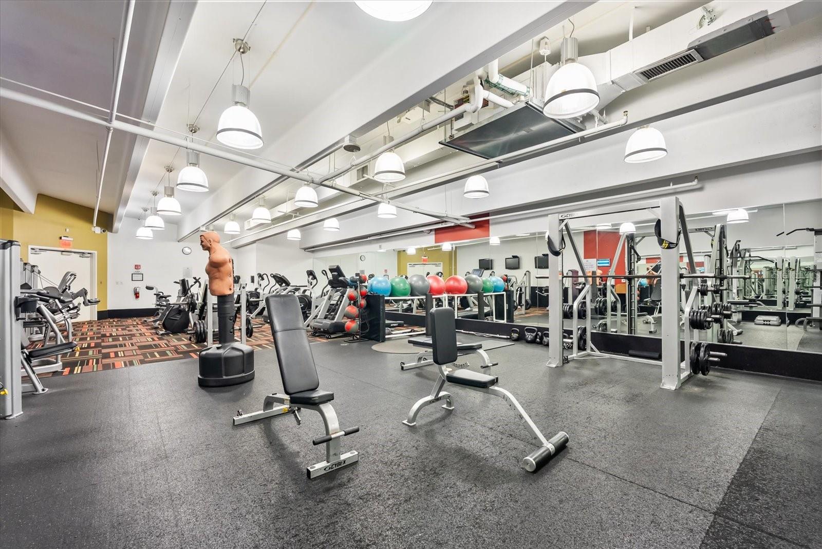 Image 33 of 40 For 101 Eola Drive 1010