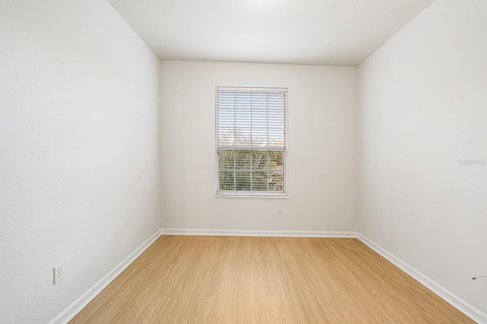 Image 8 of 16 For 3332 Robert Trent Jones Drive 30303