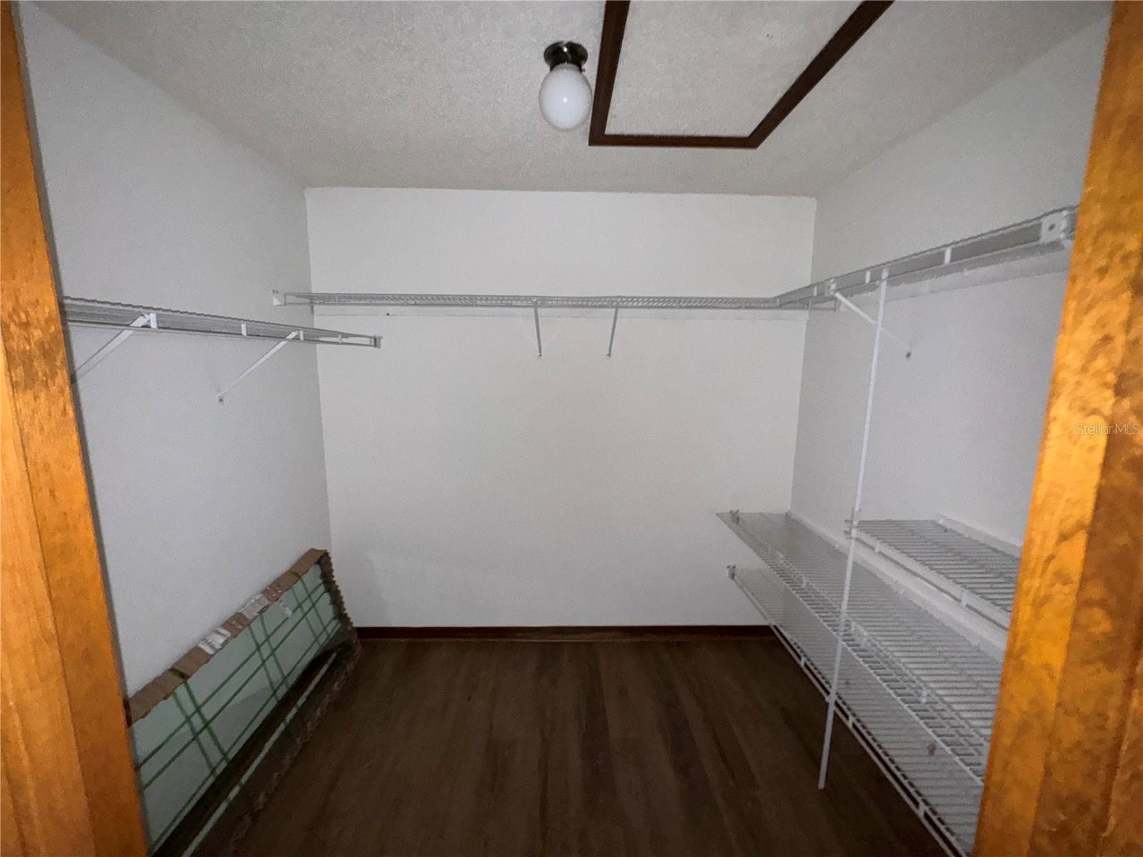 Image 23 of 37 For 1420 Flamingo Drive