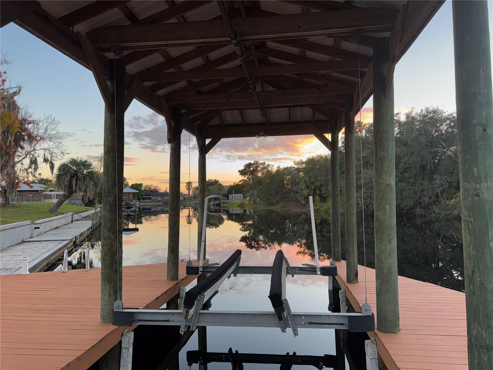 Image 32 of 37 For 1420 Flamingo Drive