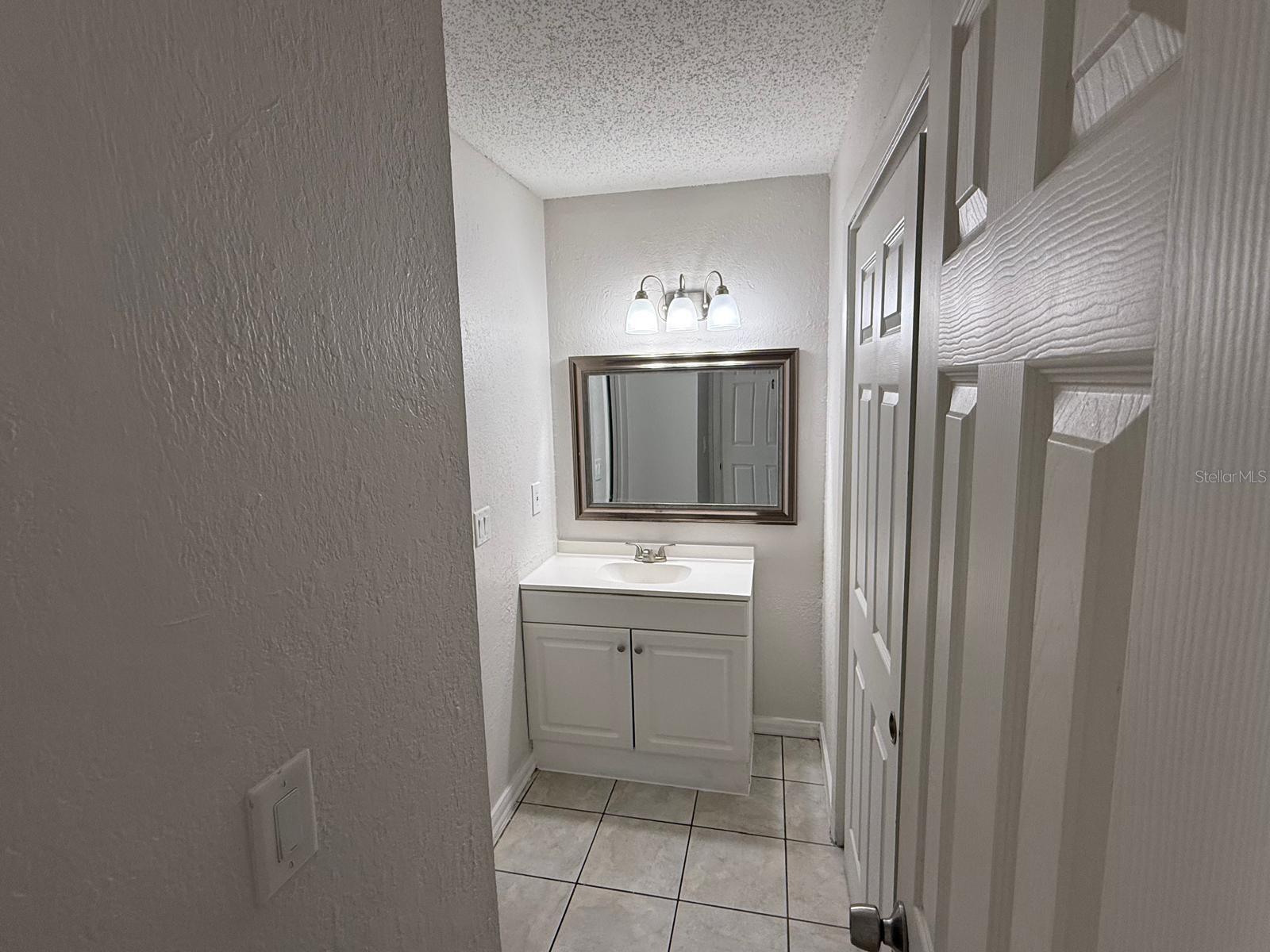 Image 19 of 35 For 4349 Semoran Boulevard 3