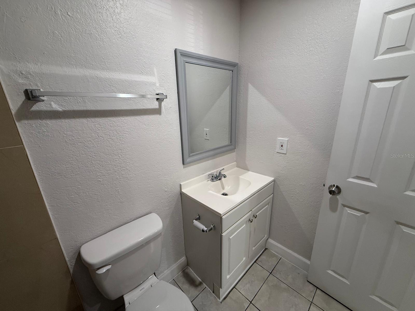 Image 23 of 35 For 4349 Semoran Boulevard 3