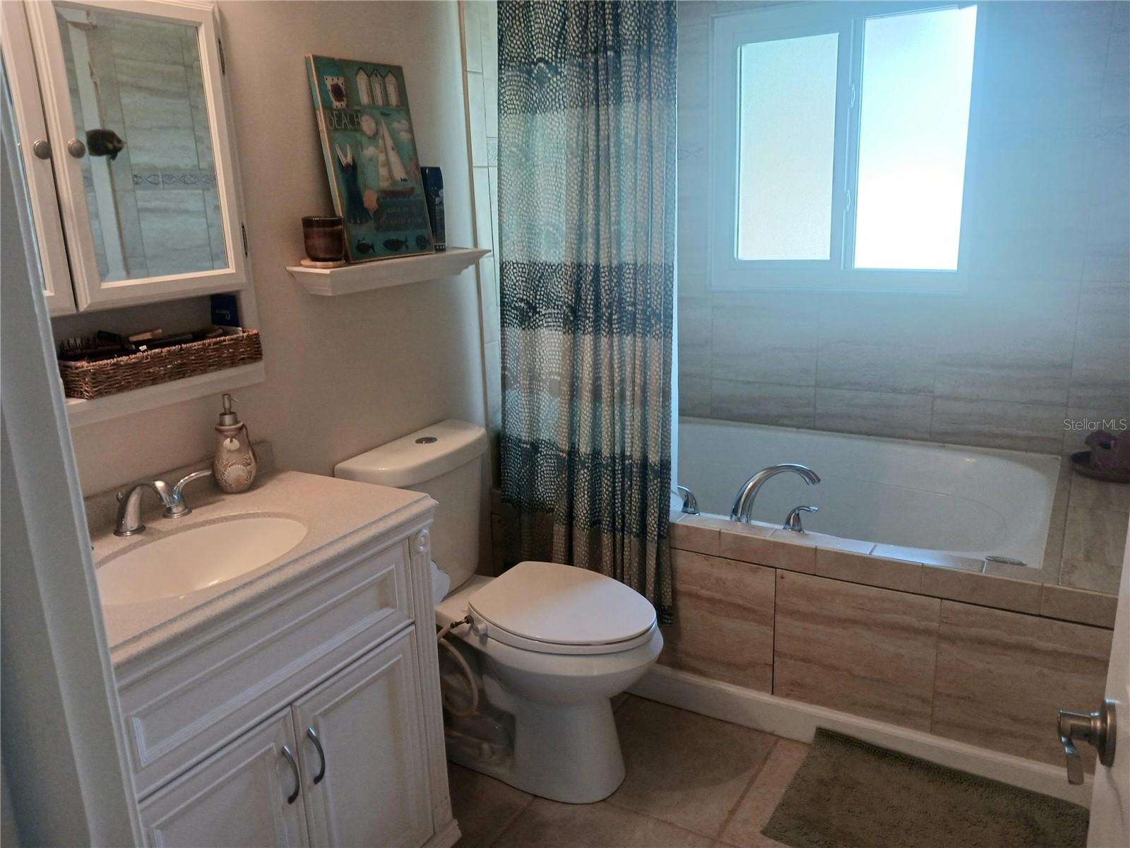 Image 12 of 19 For 621 Sturgeon Place