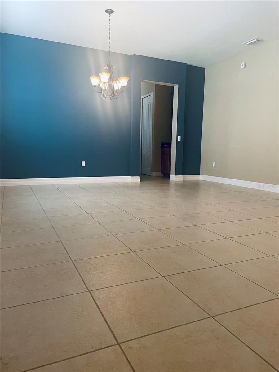 Image 25 of 27 For 10712 Willow Ridge Loop