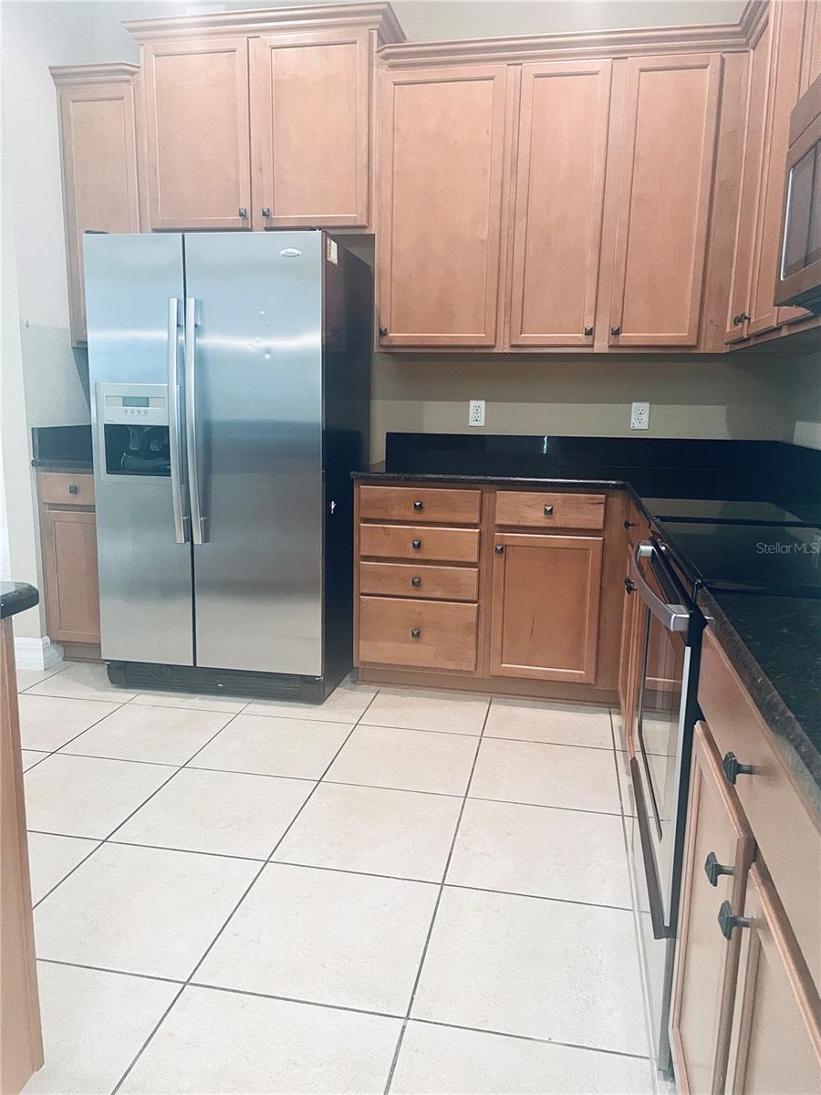 Image 9 of 27 For 10712 Willow Ridge Loop