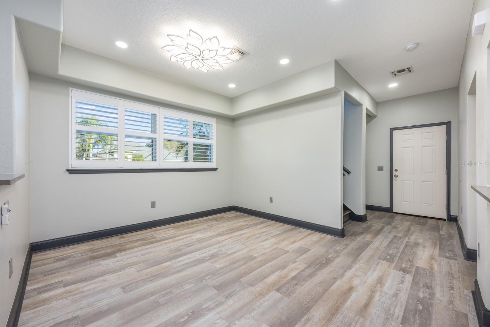 Image 34 of 38 For 2836 Ballard Avenue