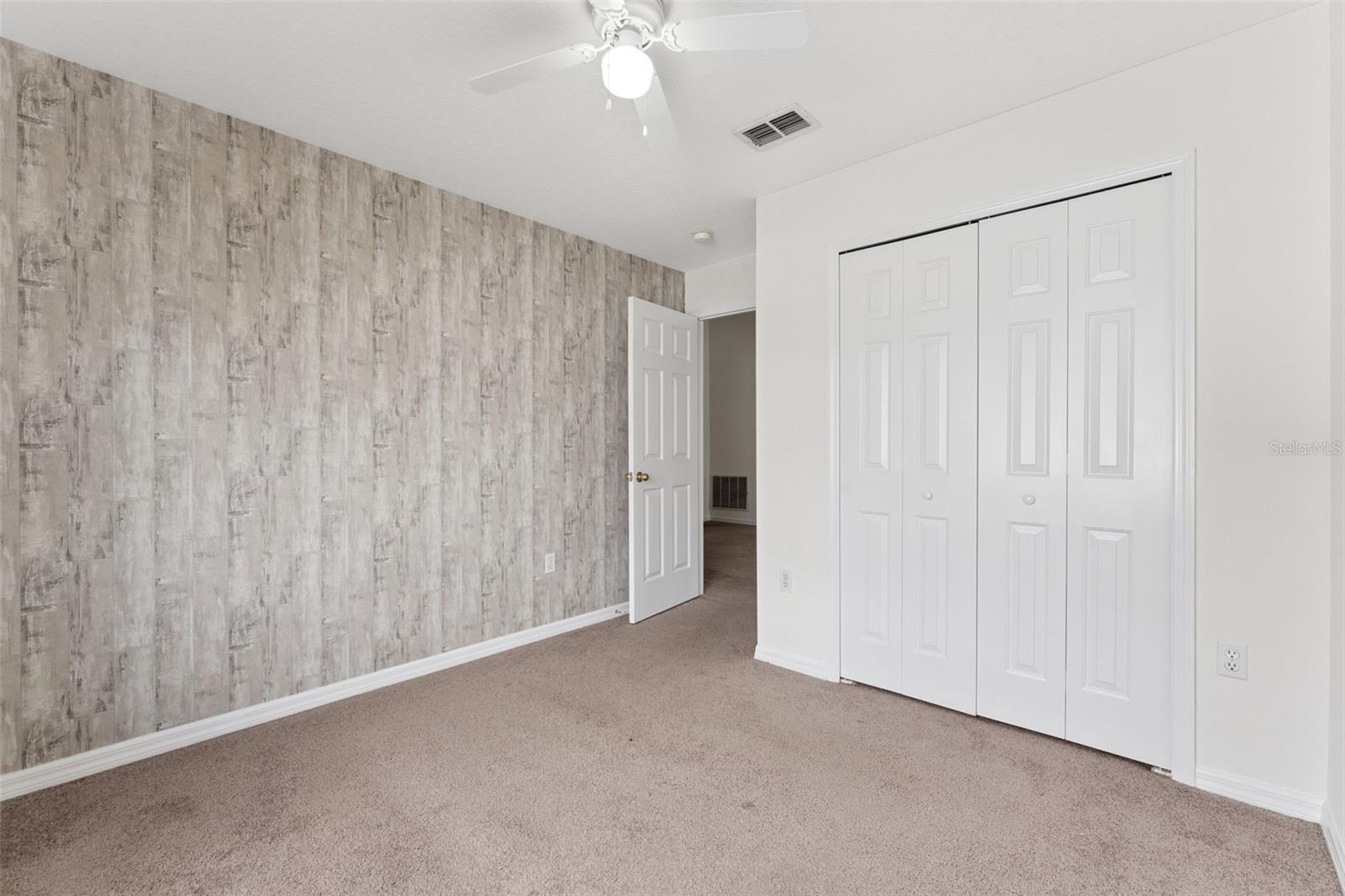 Image 14 of 45 For 431 Hillcrest Drive