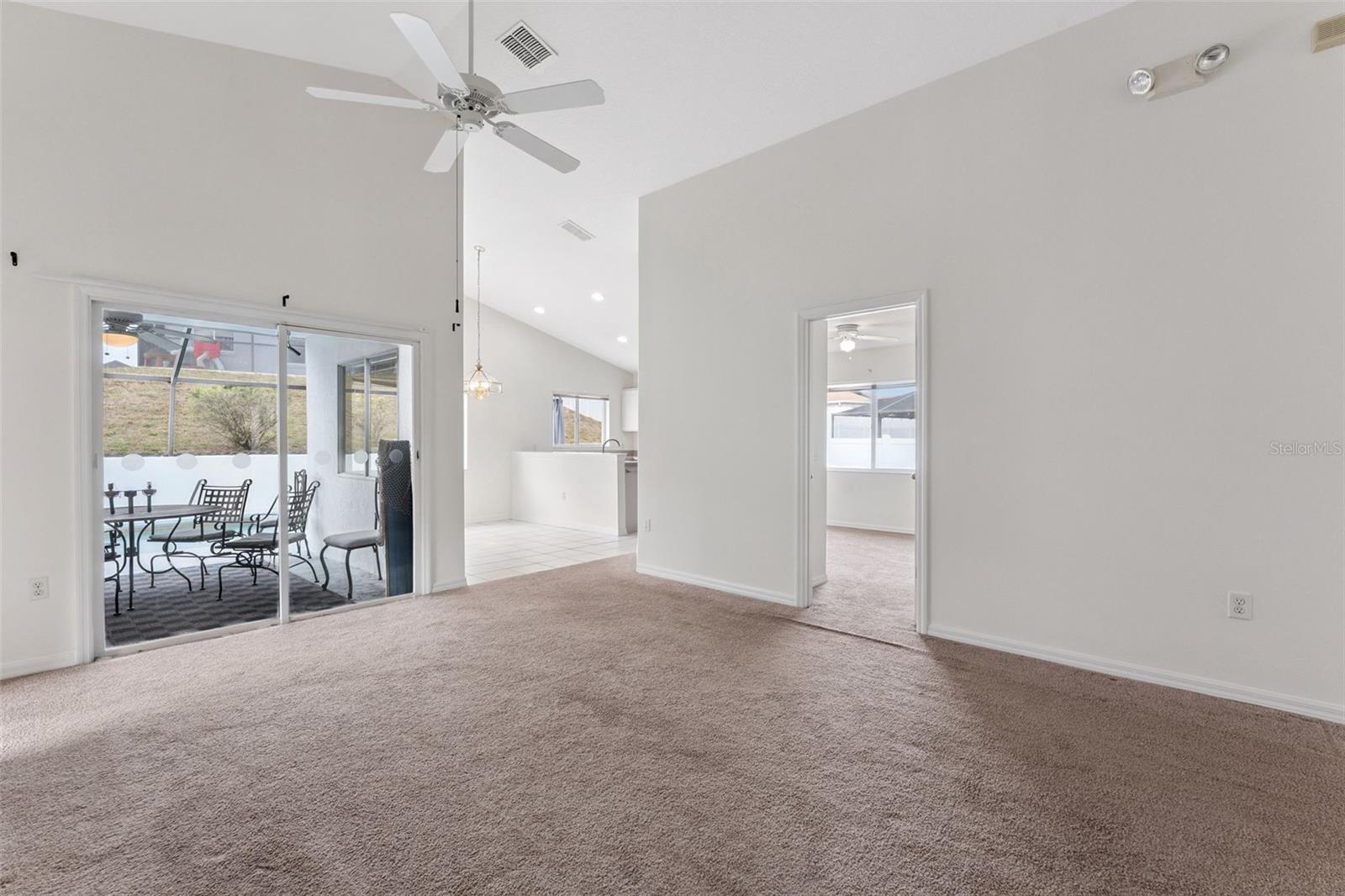 Image 6 of 45 For 431 Hillcrest Drive