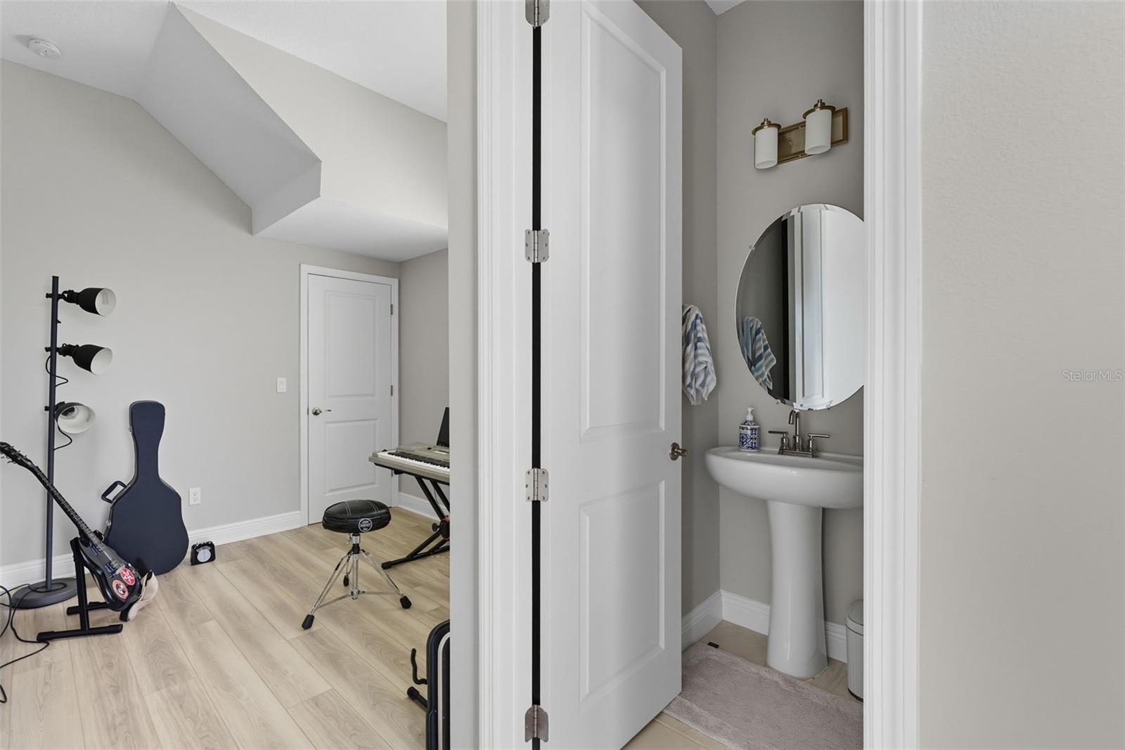 Image 25 of 57 For 5211 Citrus Leaf Boulevard