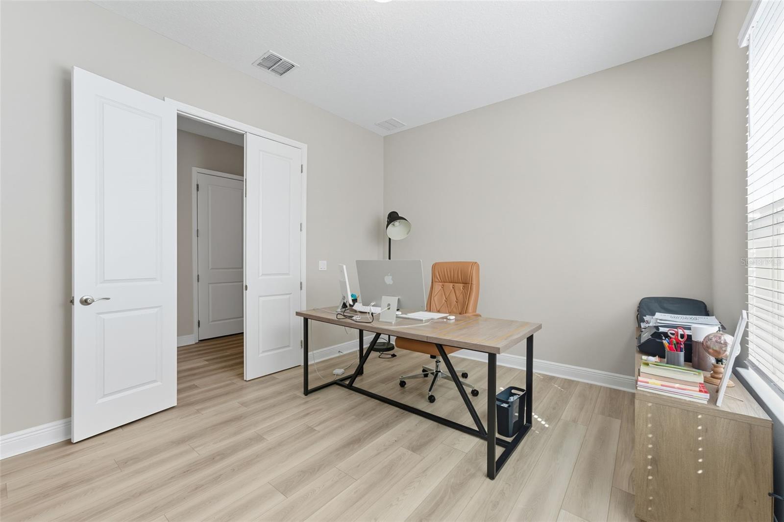 Image 6 of 57 For 5211 Citrus Leaf Boulevard