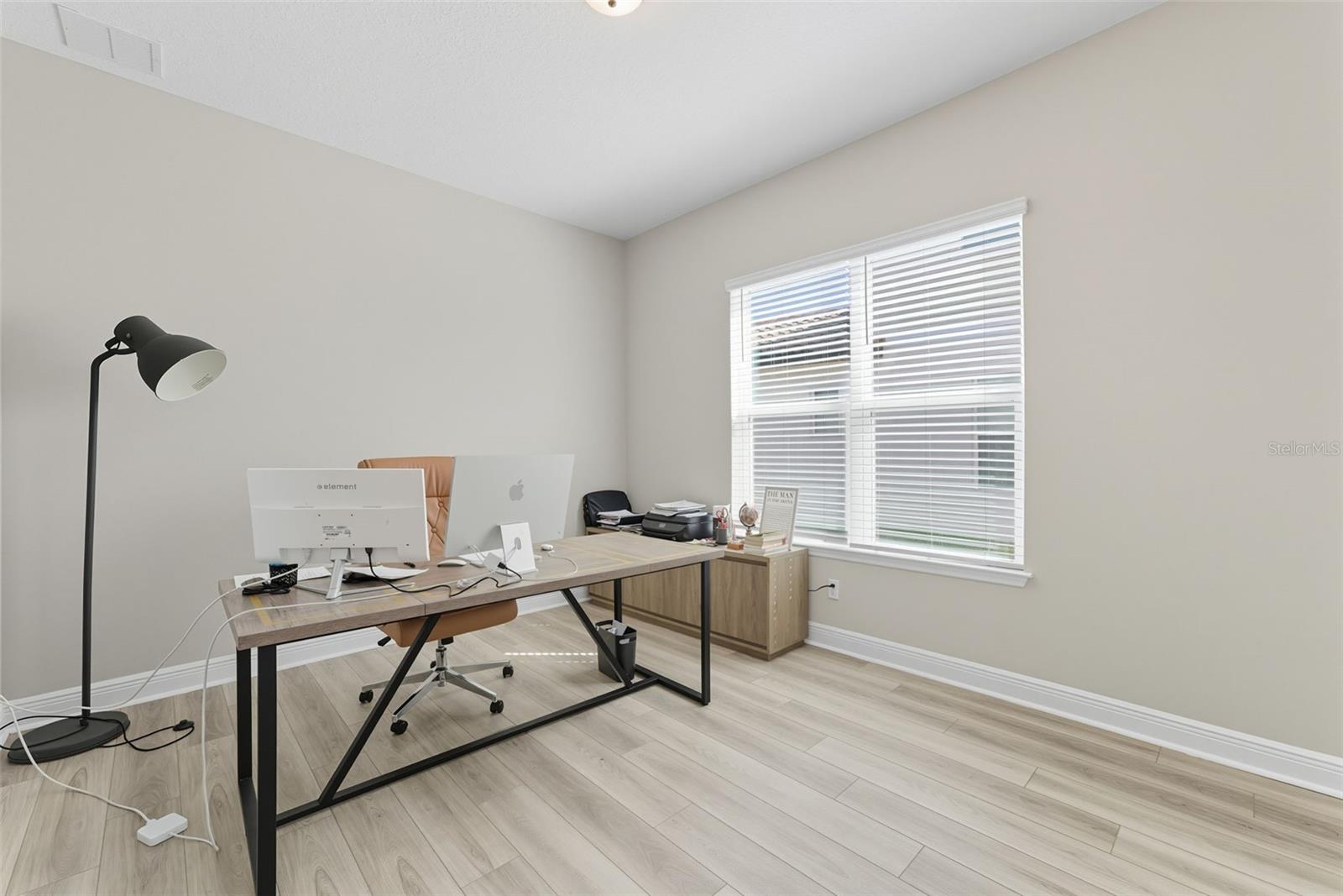 Image 7 of 57 For 5211 Citrus Leaf Boulevard