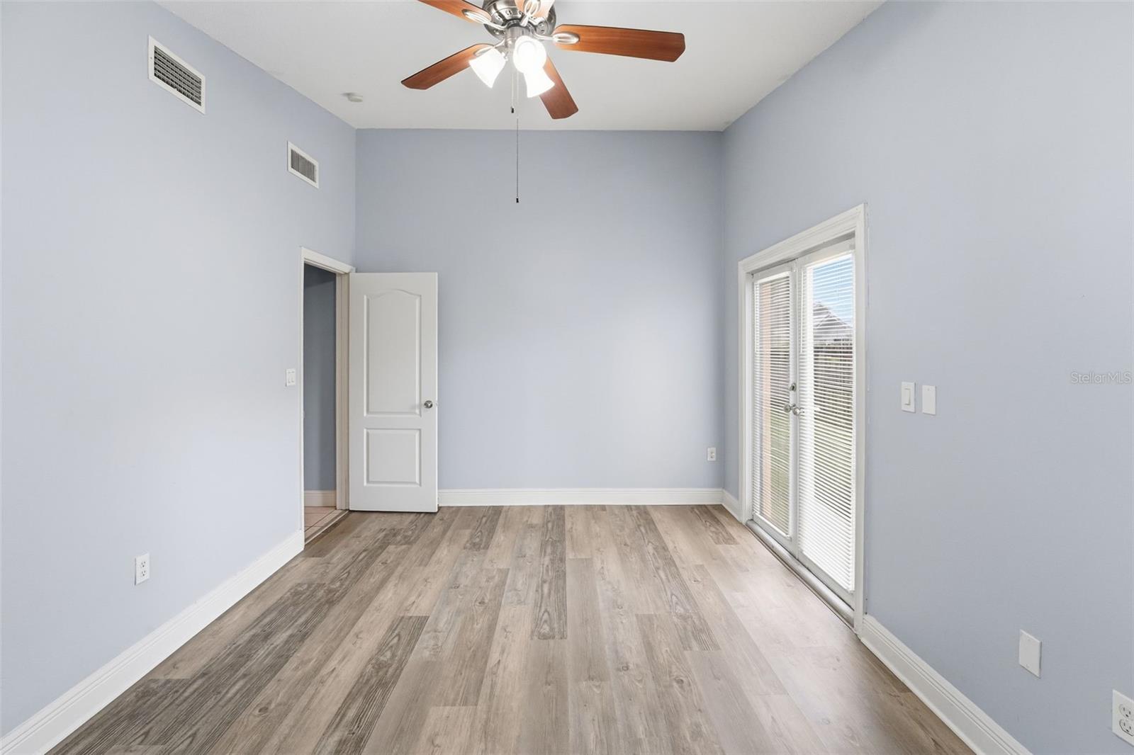 Image 13 of 36 For 11242 Sw 64th