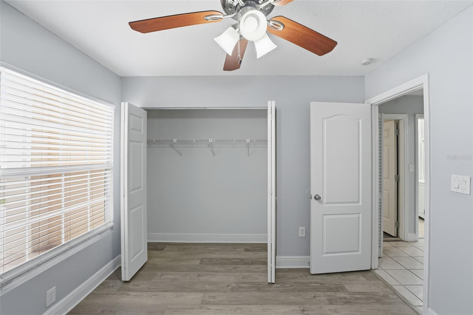 Image 16 of 36 For 11242 Sw 64th