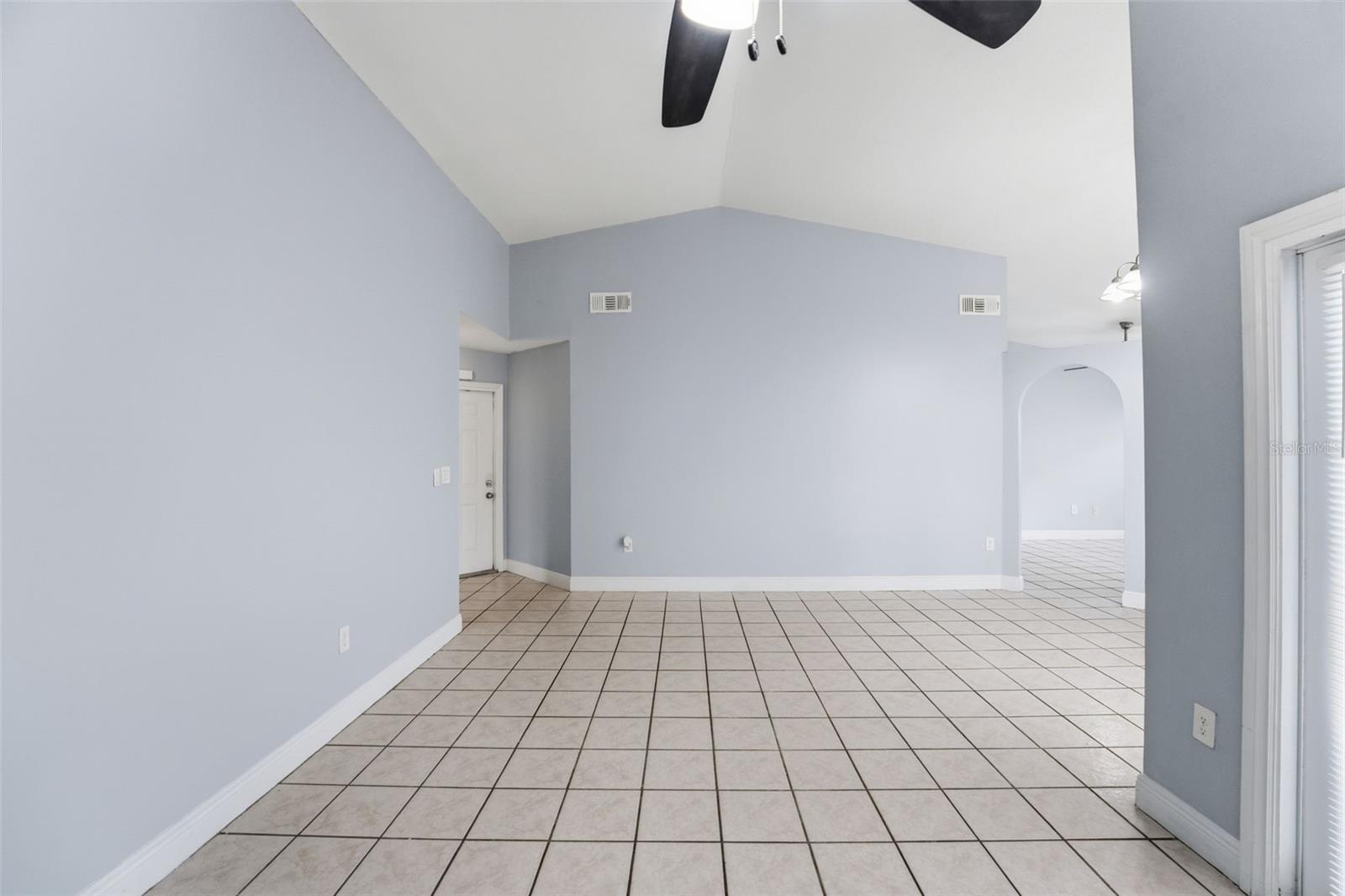 Image 6 of 36 For 11242 Sw 64th