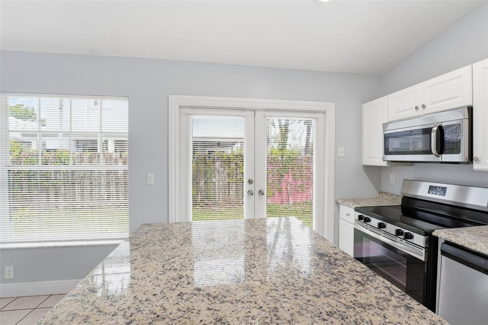 Image 9 of 36 For 11242 Sw 64th