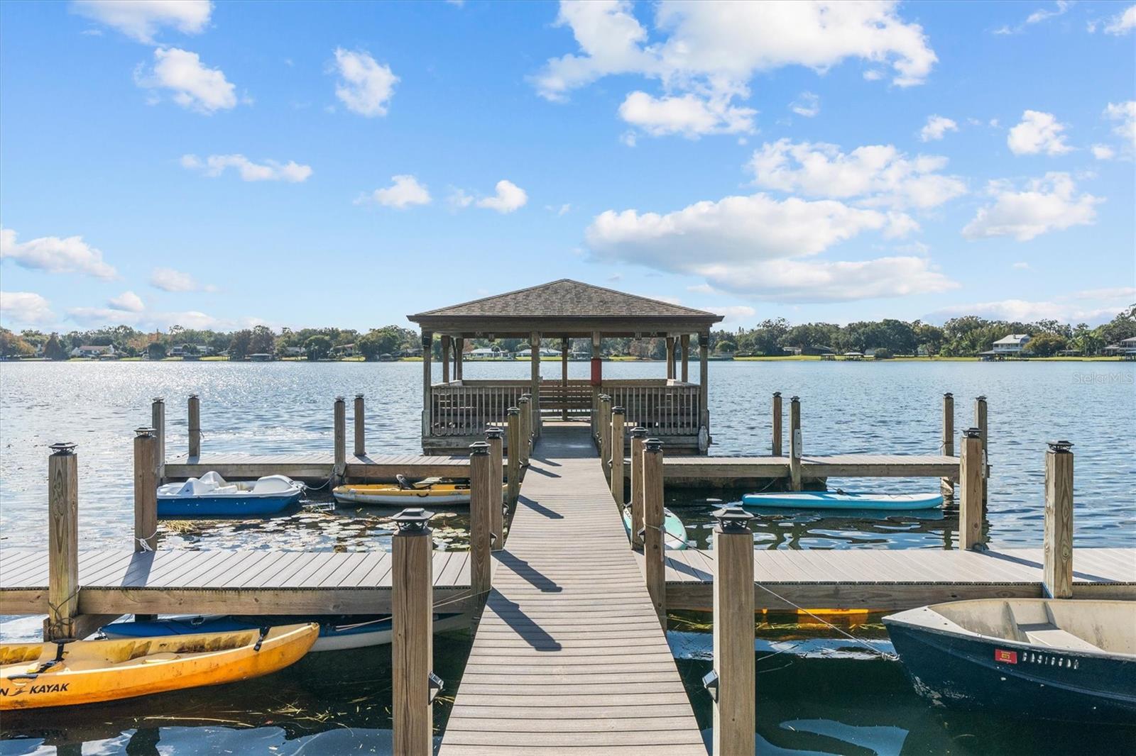 Image 27 of 39 For 784 Michigan Street 27