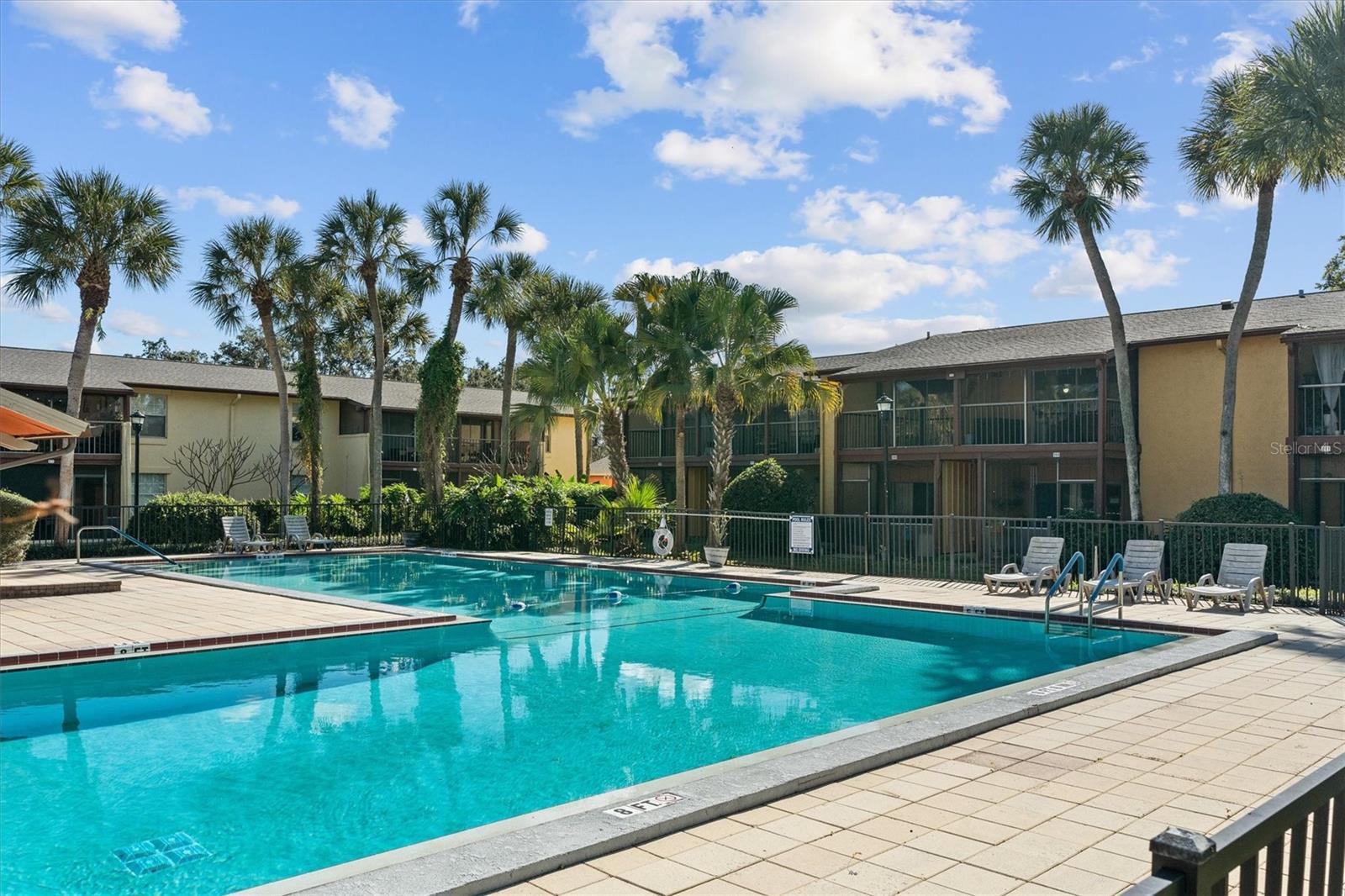 Image 30 of 39 For 784 Michigan Street 27