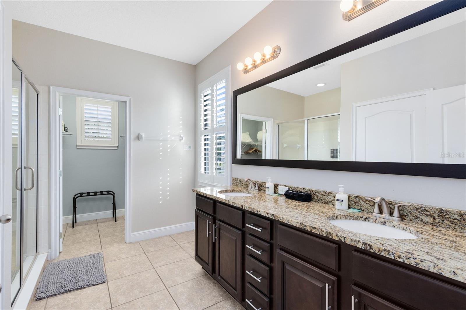 Image 16 of 40 For 8102 Roseville Road