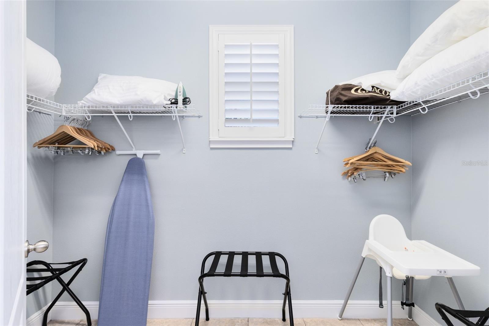 Image 17 of 40 For 8102 Roseville Road