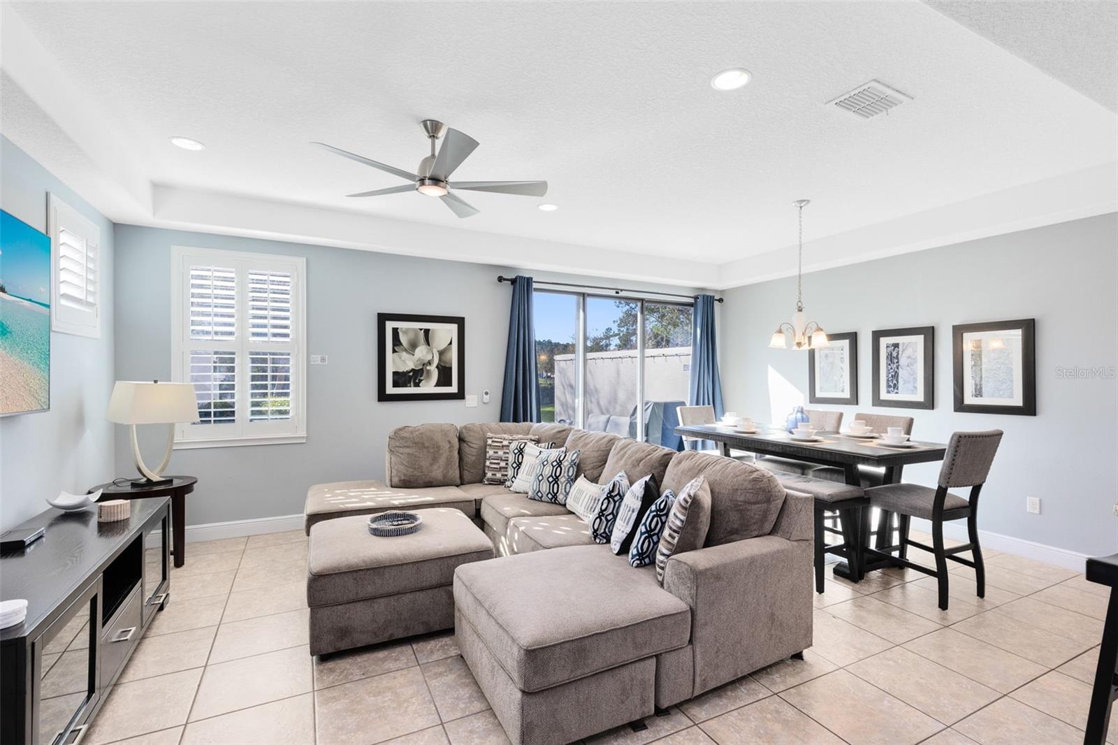 Image 5 of 40 For 8102 Roseville Road