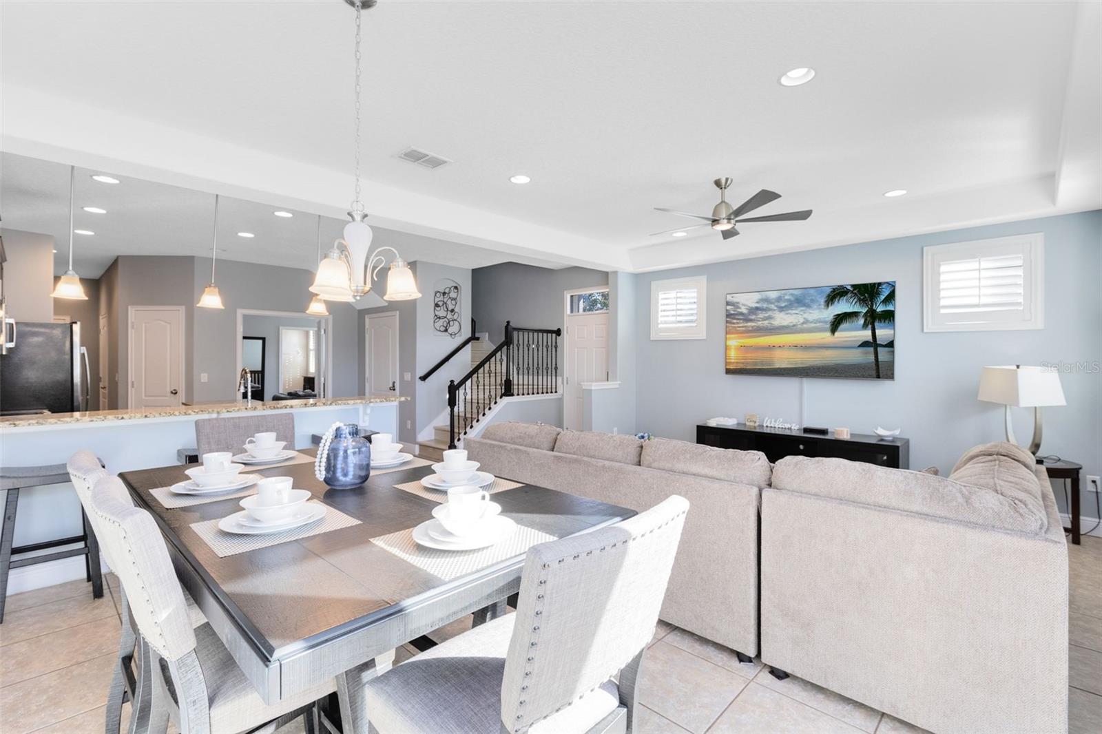 Image 6 of 40 For 8102 Roseville Road