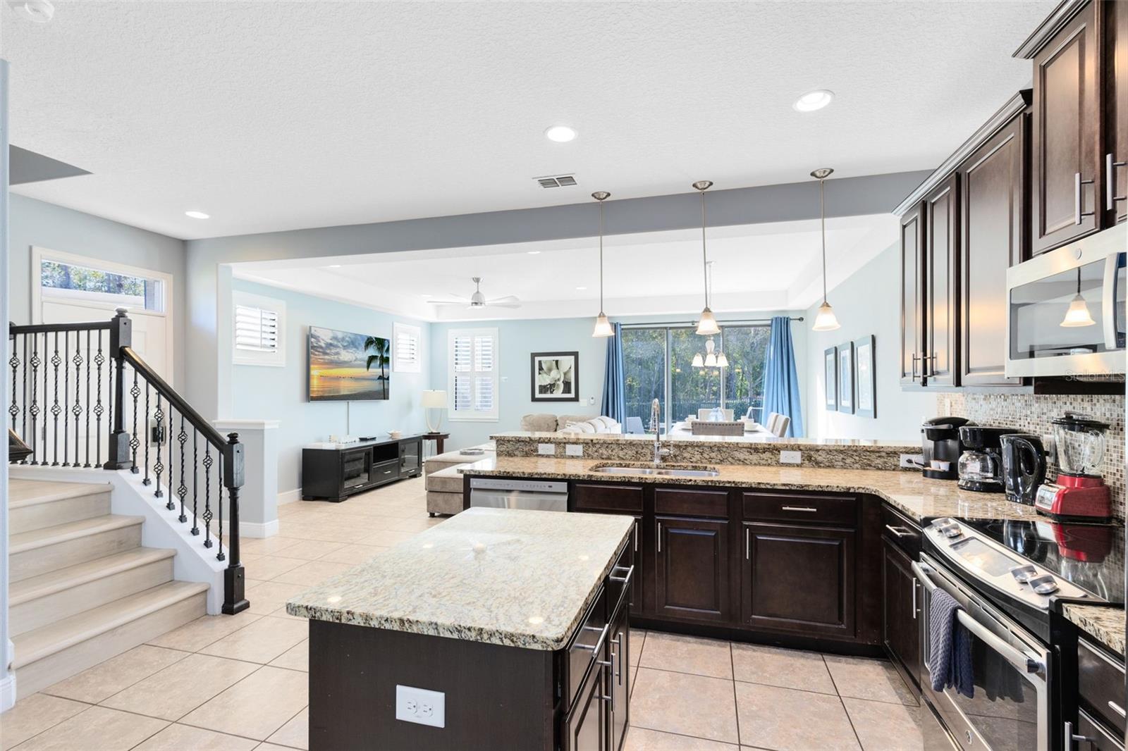 Image 9 of 40 For 8102 Roseville Road