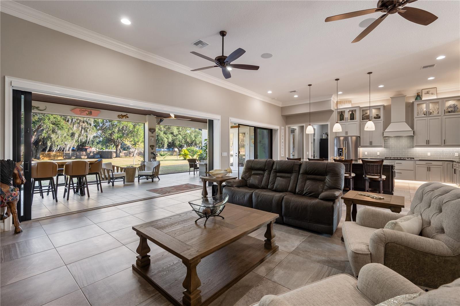 Image 14 of 62 For 3738 Kissimmee Park Road