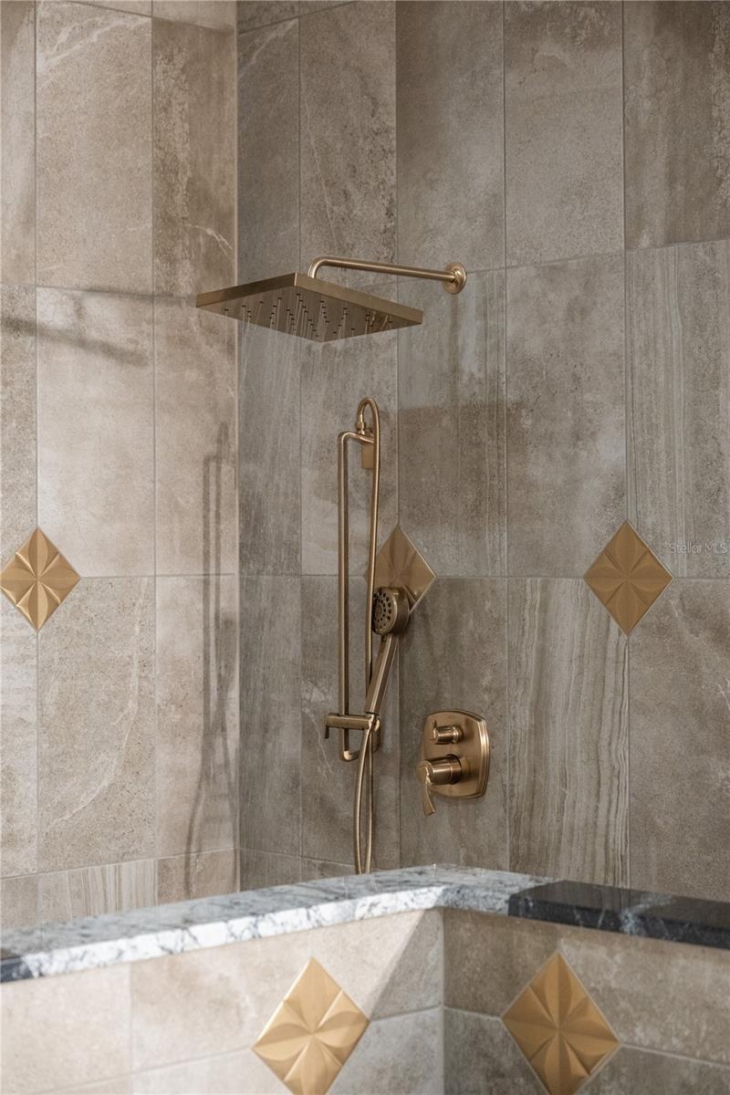 Image 35 of 62 For 3738 Kissimmee Park Road