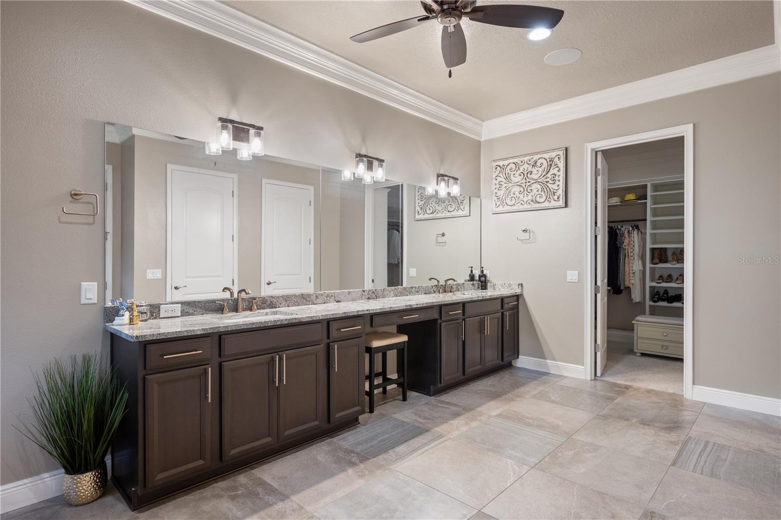 Image 37 of 62 For 3738 Kissimmee Park Road